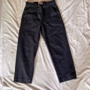 Everlane cropped pants. Size 4, black, ankle length